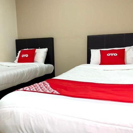 Semerah Suites Homestay Pontian Pontian Kecil Ngoại thất bức ảnh