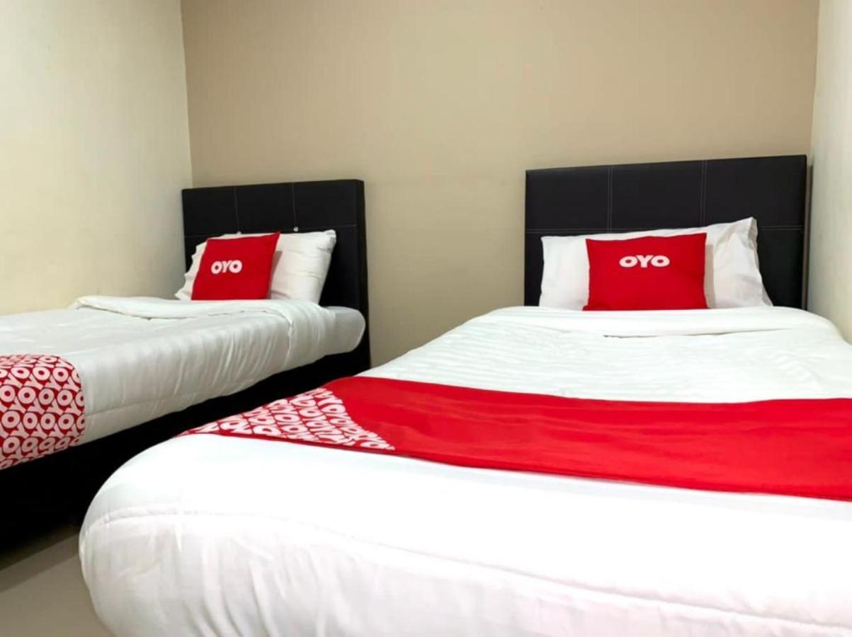 Semerah Suites Homestay Pontian Pontian Kecil Ngoại thất bức ảnh