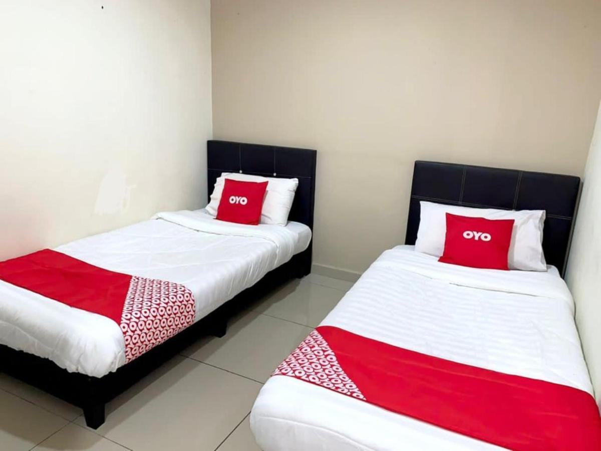 Semerah Suites Homestay Pontian Pontian Kecil Ngoại thất bức ảnh