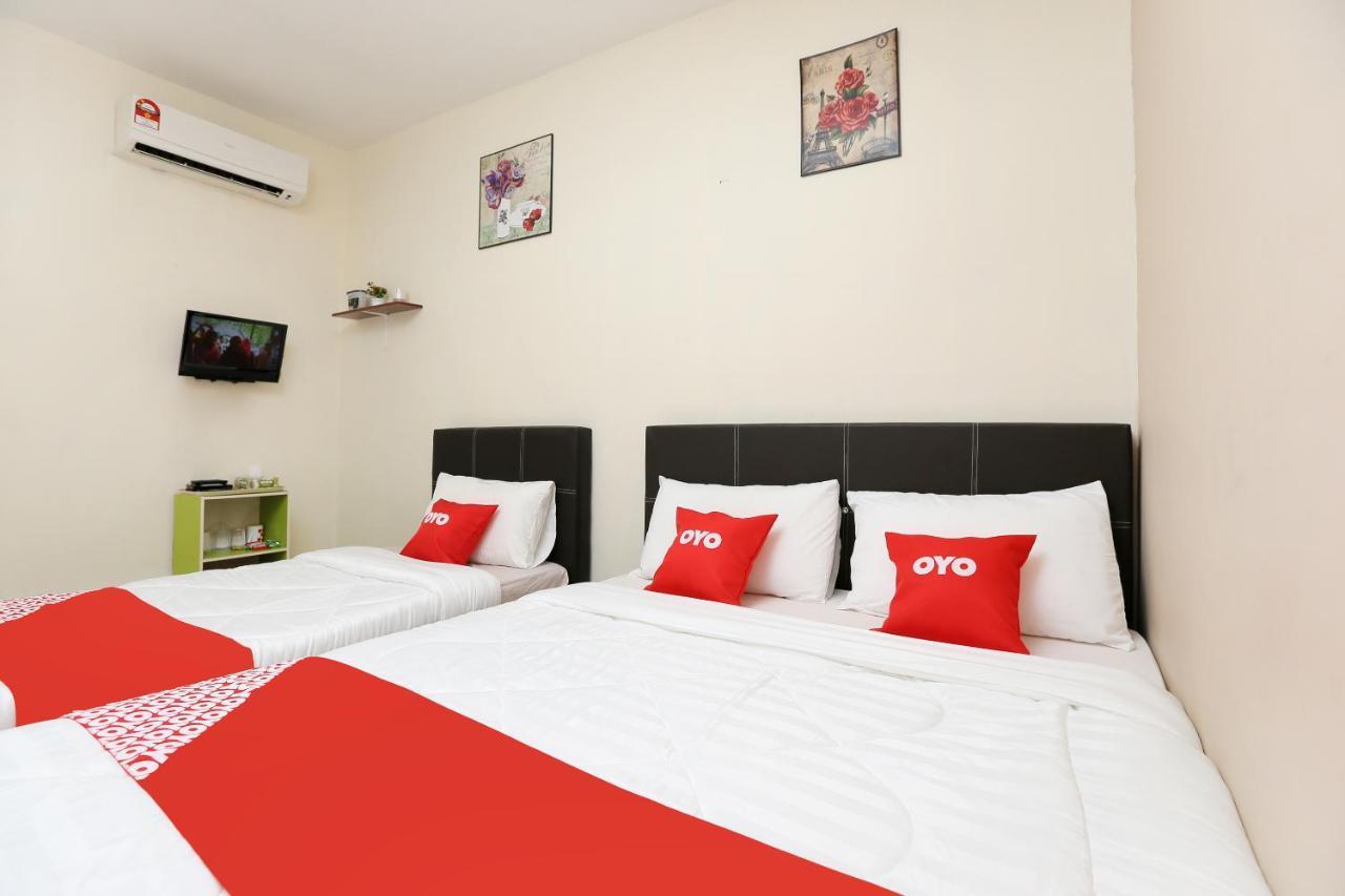 Semerah Suites Homestay Pontian Pontian Kecil Ngoại thất bức ảnh