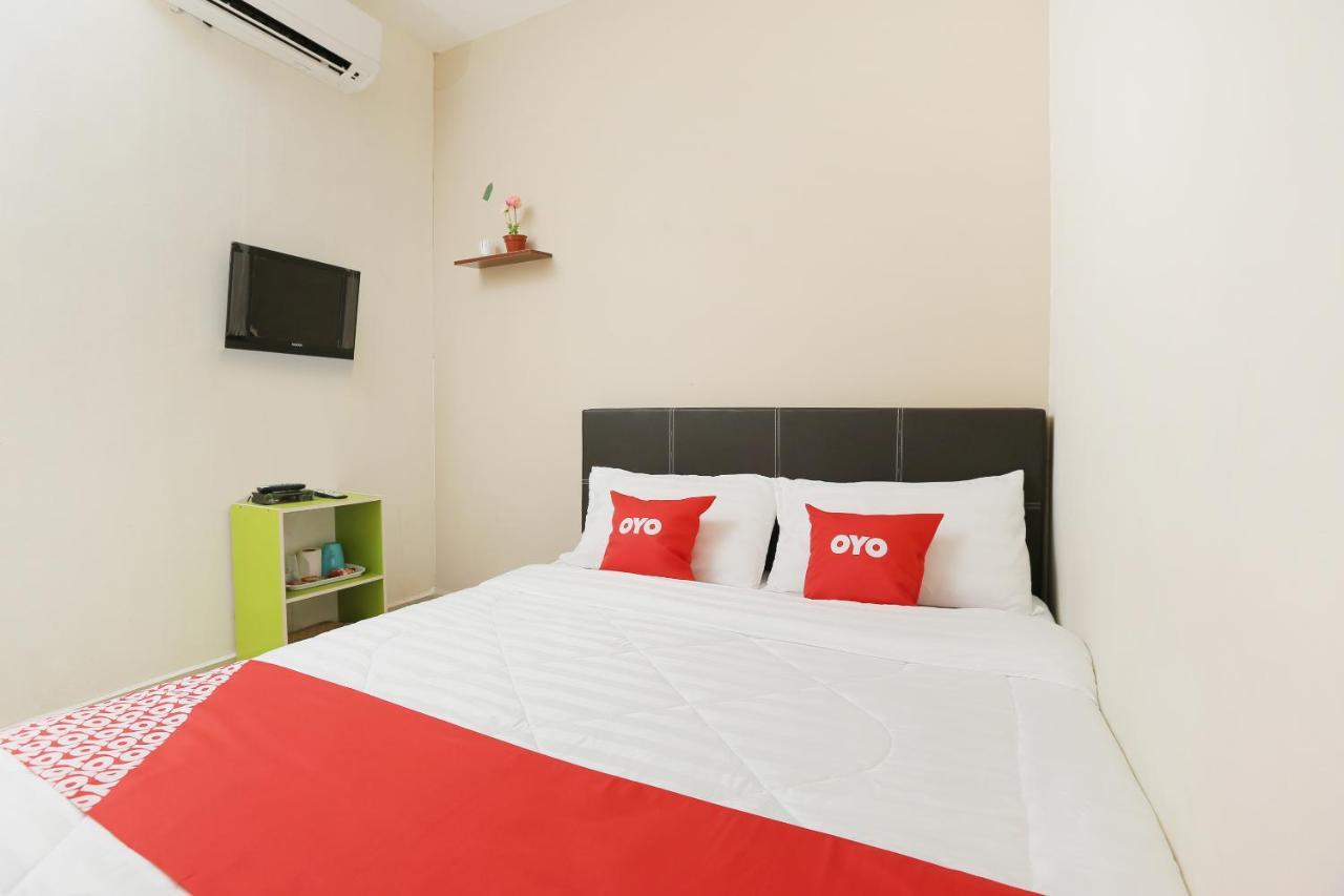 Semerah Suites Homestay Pontian Pontian Kecil Ngoại thất bức ảnh